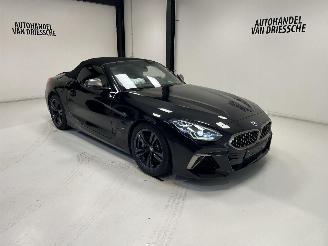 damaged passenger cars BMW Z4  2019/8