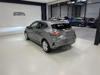 Renault Clio  picture 6