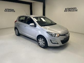 Voiture accidenté Hyundai I-20  2013/4