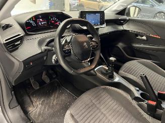 Peugeot 208 DIESEL picture 12