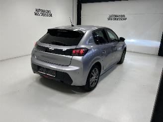 Peugeot 208 DIESEL picture 4