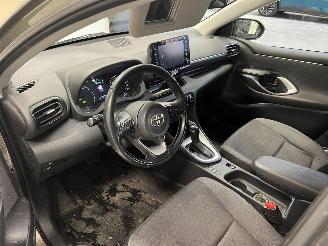 Toyota Yaris HYBRIDE picture 11