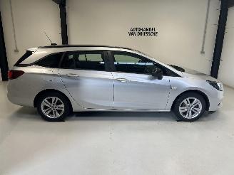 Opel Astra  picture 2