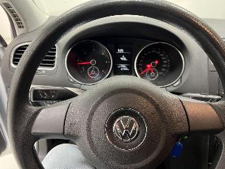 Volkswagen Golf  picture 11