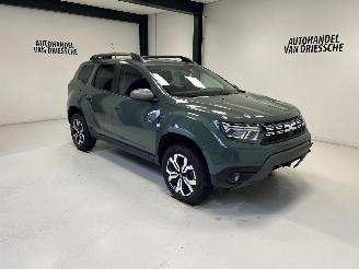 damaged passenger cars Dacia Duster JOURNEY 2023/2