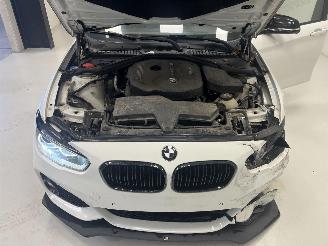 BMW 1-serie M-PACK picture 10