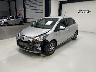 Toyota Yaris HYBRIDE picture 8