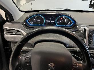 Peugeot 2008 ALLURE/ AUTOMAAT picture 14