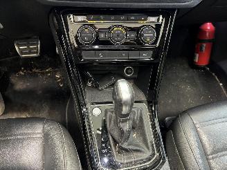 Volkswagen Touran R-LINE /DSG/PANO picture 16