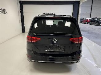Volkswagen Touran R-LINE /DSG/PANO picture 5
