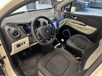 Renault Captur  picture 10