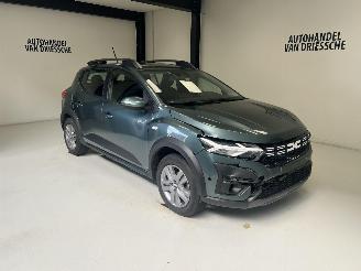 Damaged car Dacia Sandero LPG+ESSENCE 2024/12