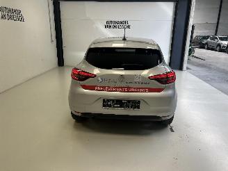 Renault Clio  picture 4