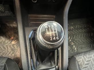 Renault Clio  picture 14