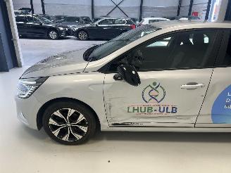 Renault Clio  picture 7