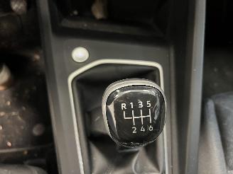 Volkswagen Golf  picture 18