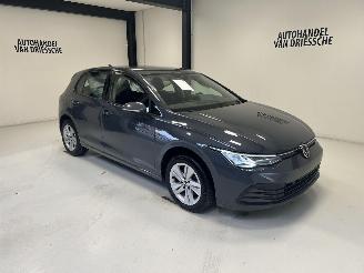 Schadeauto Volkswagen Golf  2022/2