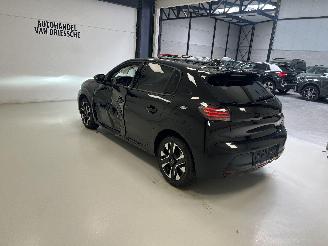 Peugeot 208 ALLURE picture 5