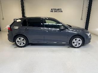 Volkswagen Golf DSG picture 2