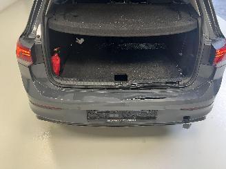 Volkswagen Golf DSG picture 9