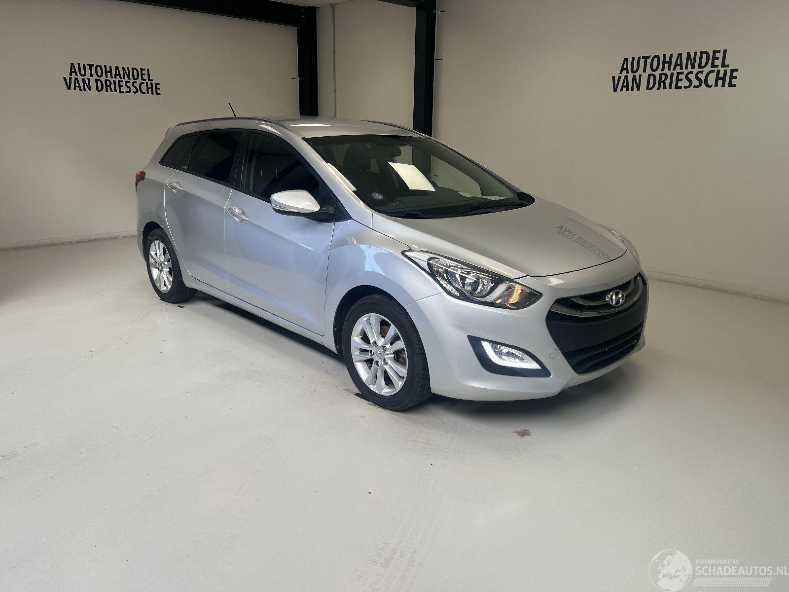 Hyundai I-30 
