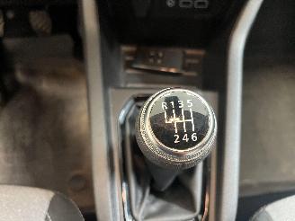 Renault Clio  picture 15