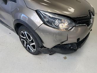 Renault Captur INTENS picture 2