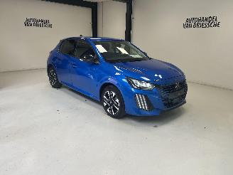 damaged passenger cars Peugeot 208 ALLURE 2026/4