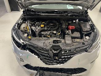 Renault Clio  picture 8