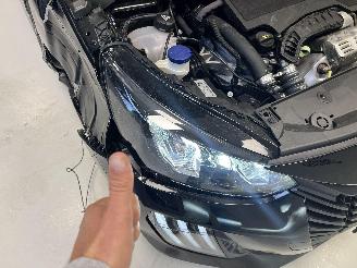 Peugeot 208 STYLE picture 10