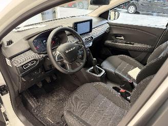 Dacia Sandero LPG+ESSENCE picture 12