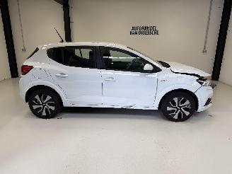 uszkodzony samochody osobowe Dacia Sandero  2025/4