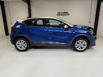 Voiture accidenté Renault Captur INTENS 2021/10