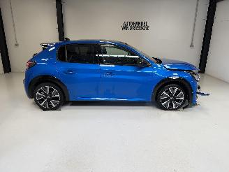 skadebil auto Peugeot 208 GTLINE/AUTOMAAT/PANO 2022/1