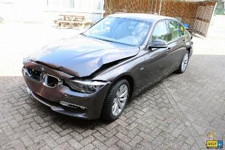 BMW 3-serie (F30) 320D picture 2