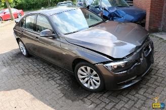 BMW 3-serie (F30) 320D picture 3