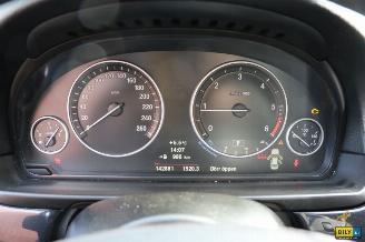 BMW 5-serie (F10) 520D picture 11