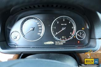 BMW 5-serie F10 520D ed picture 10