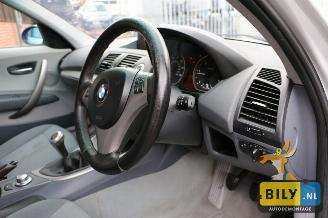 BMW 1-serie E87 120d picture 18