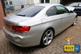 BMW 3-serie E92 325i picture 3