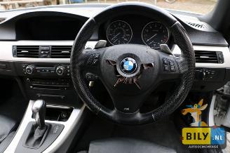 BMW 3-serie E93 330i picture 11