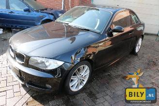 Schadeauto BMW 1-serie E82 120d 2007/12