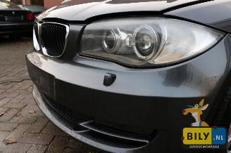 BMW 1-serie E88 120i picture 11