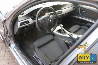 BMW 3-serie E91 320i picture 5