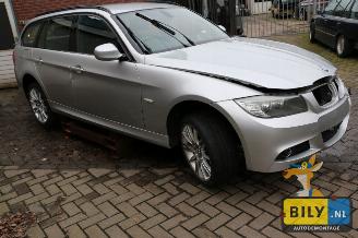 demontáž osobní automobily BMW 3-serie E91 318i \'11 2011/3
