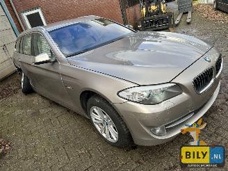 BMW 5-serie F11 535D picture 2