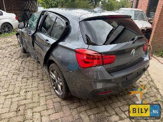 BMW 1-serie BMW F20 M140i mineral-grau metallic B58B30 10.000KM!!! picture 4