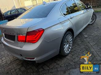 BMW 7-serie BMW F01 730D N57 titanzilver metallic picture 3