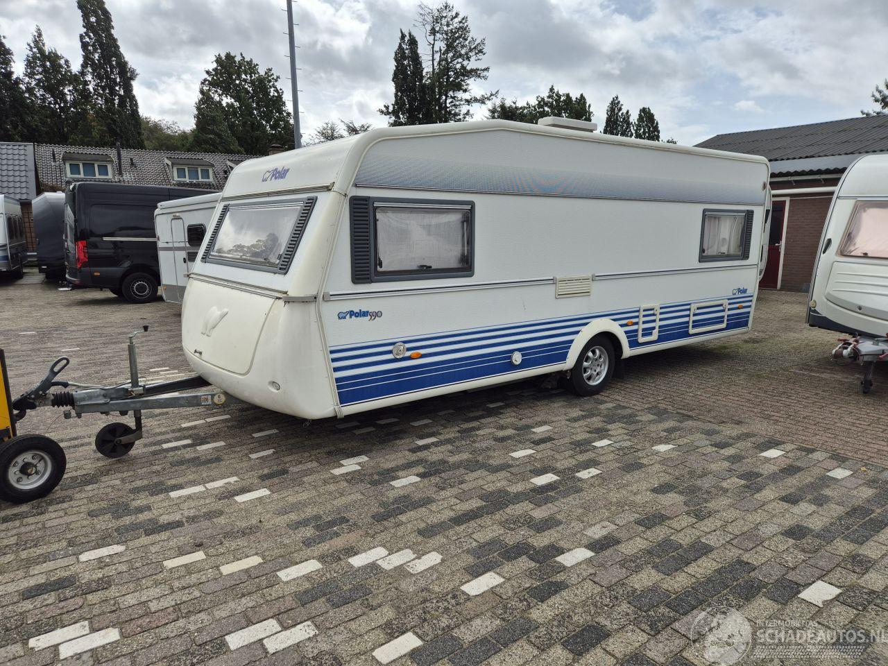 Polar  590
