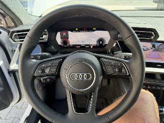 Audi A3 35 TFSI Advanced picture 10